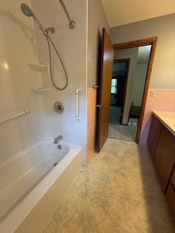 1410 21ST AVENUE SOUTH, Wisconsin Rapids, WI 54495