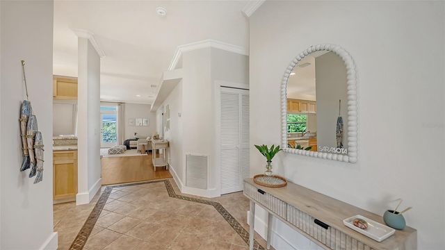 421 ISLAND CIRCLE, Sarasota, FL 34242