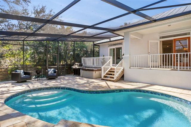 421 ISLAND CIRCLE, Sarasota, FL 34242