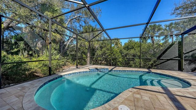 421 ISLAND CIRCLE, Sarasota, FL 34242