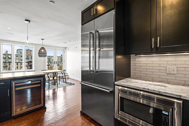 33 Commercial Wharf 52, Boston, MA 02110