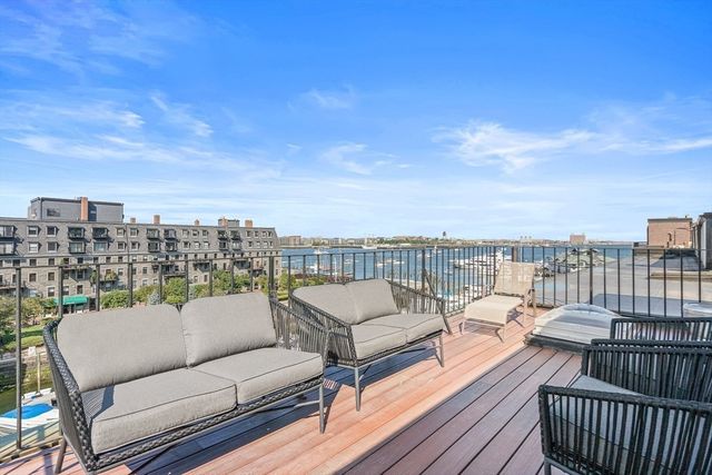 33 Commercial Wharf 52, Boston, MA 02110