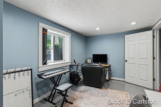 6783 36th Avenue, Hudsonville, MI 49426