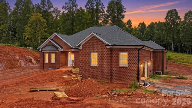 3242 Cornwell Drive, Morganton, NC 28655