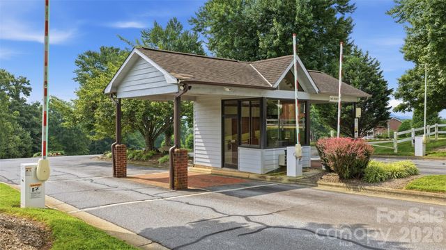 3242 Cornwell Drive, Morganton, NC 28655