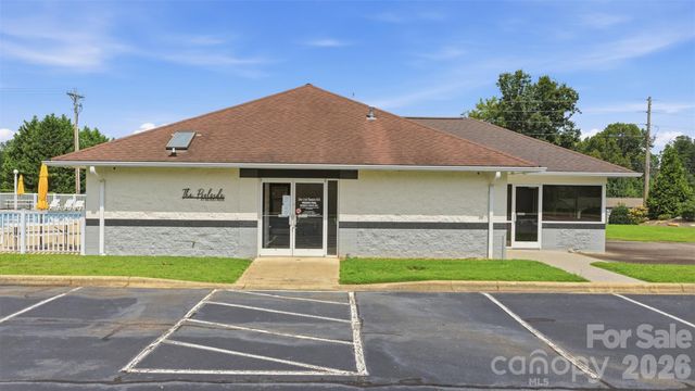 3242 Cornwell Drive, Morganton, NC 28655