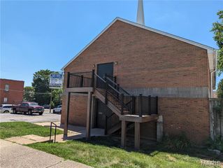2865 McNair Avenue, St Louis, MO 63118