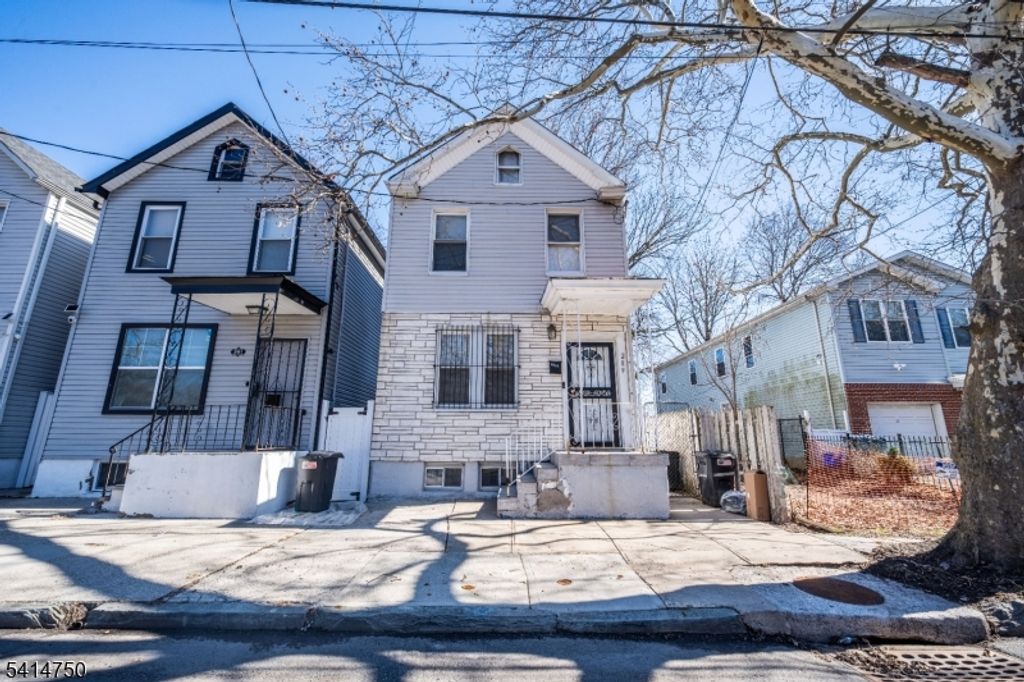 289 Rose St, Newark City, NJ 07108