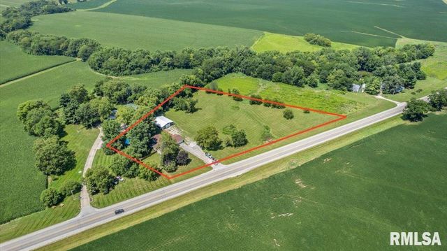 12069 State Route 4, Auburn, IL 62615