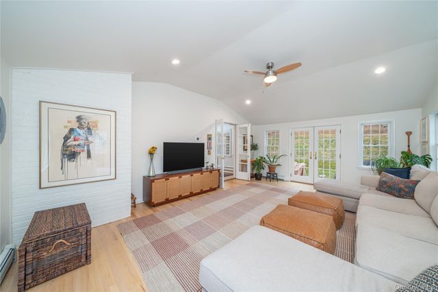 636 Quaker Road, Chappaqua, NY 10514