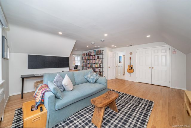 636 Quaker Road, Chappaqua, NY 10514