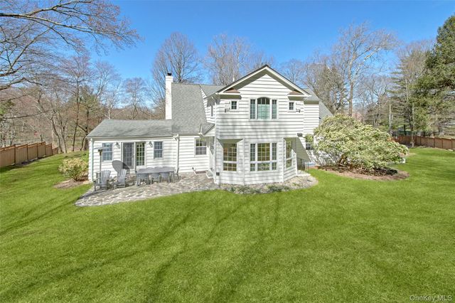 636 Quaker Road, Chappaqua, NY 10514