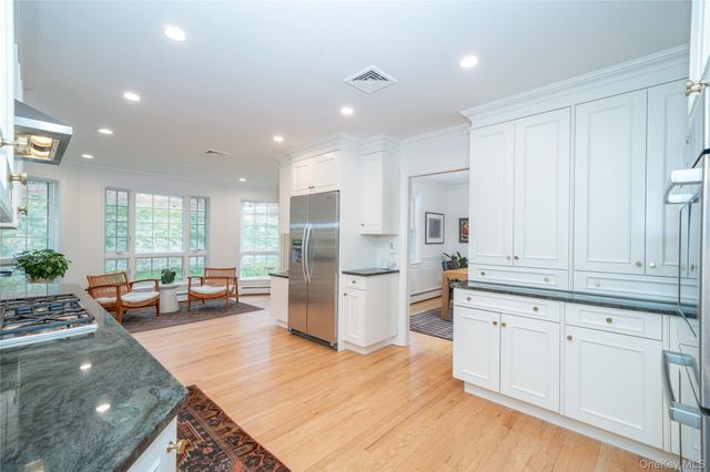 636 Quaker Road, Chappaqua, NY 10514