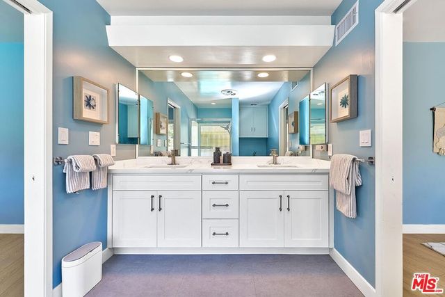 1908 Lyans Drive, La Canada Flintridge, CA 91011