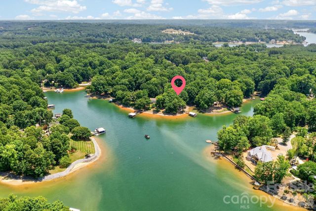 105 Quail Lane, Mooresville, NC 28117