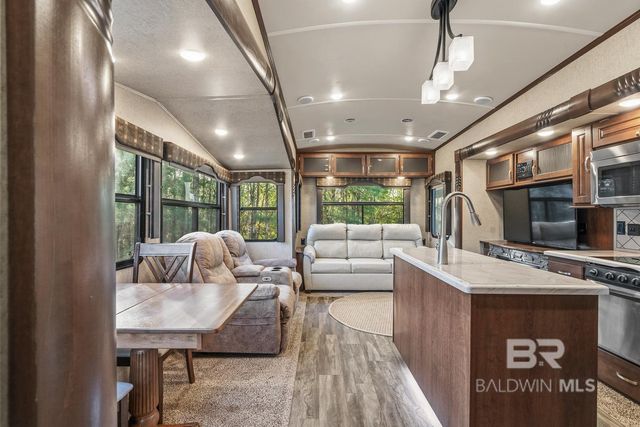 11877 Gateway Drive, Elberta, AL 36530