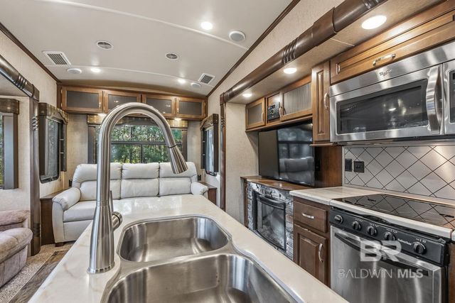 11877 Gateway Drive, Elberta, AL 36530