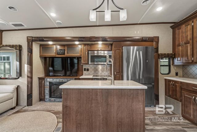 11877 Gateway Drive, Elberta, AL 36530