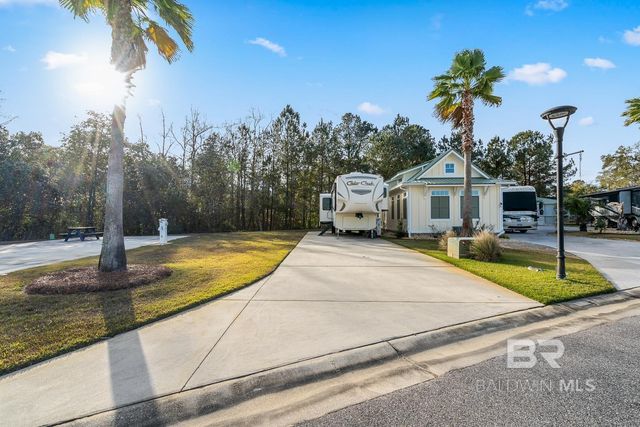 11877 Gateway Drive, Elberta, AL 36530