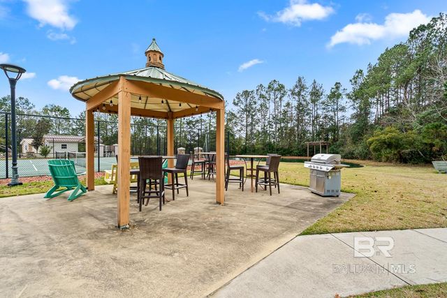 11877 Gateway Drive, Elberta, AL 36530