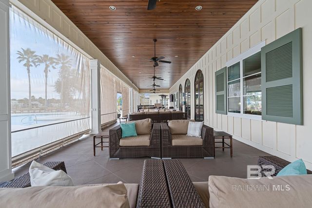 11877 Gateway Drive, Elberta, AL 36530