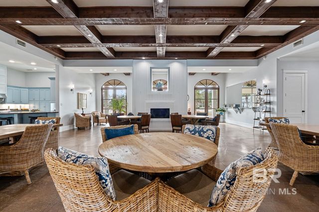 11877 Gateway Drive, Elberta, AL 36530