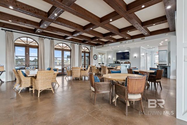 11877 Gateway Drive, Elberta, AL 36530