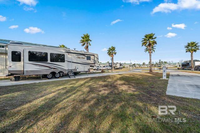 11877 Gateway Drive, Elberta, AL 36530