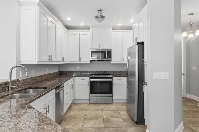 3418 79TH STREET CIRCLE W 101, Bradenton, FL 34209