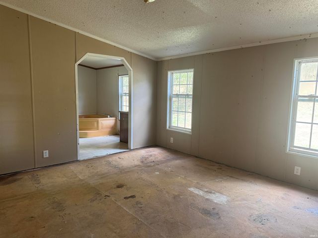 1120 N 100 E, Princeton, IN 47670