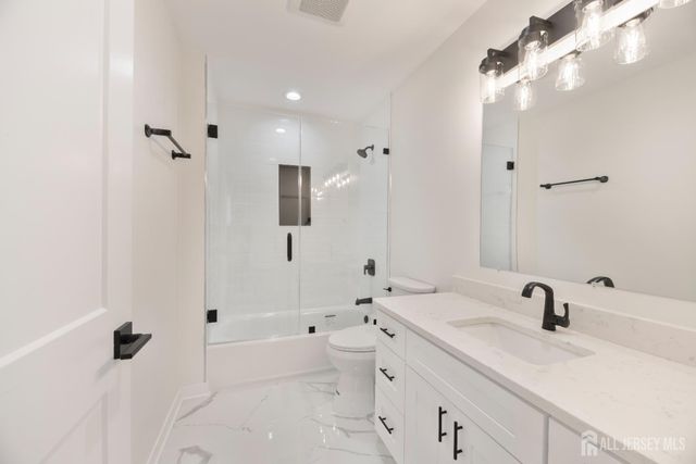 1762 S 2nd Street, Piscataway, NJ 08854