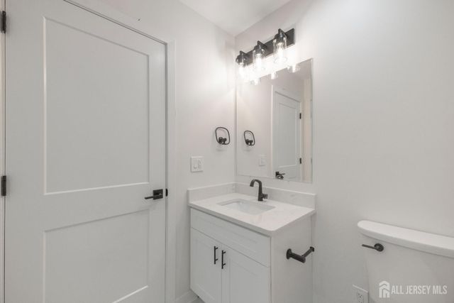 1762 S 2nd Street, Piscataway, NJ 08854