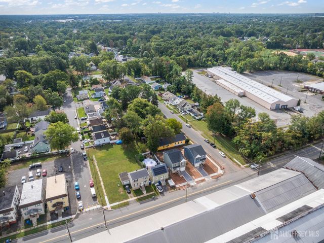 1762 S 2nd Street, Piscataway, NJ 08854