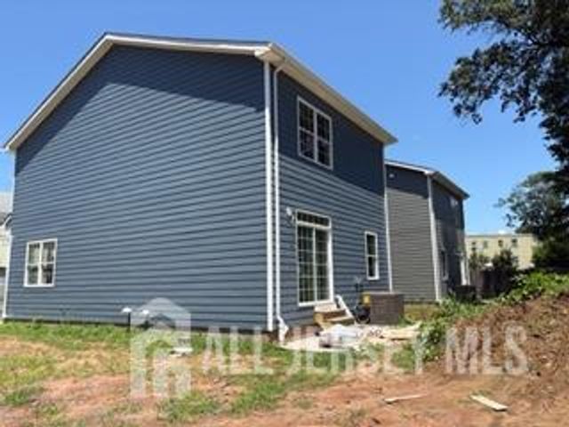 1762 S 2nd Street, Piscataway, NJ 08854