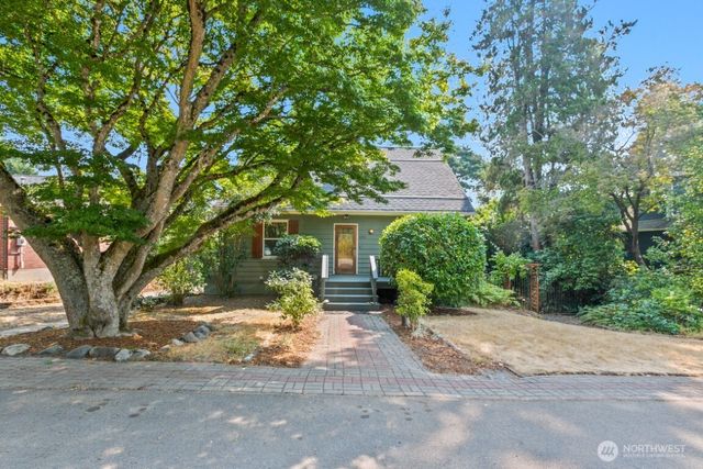 6214 24th Avenue NE, Seattle, WA 98115