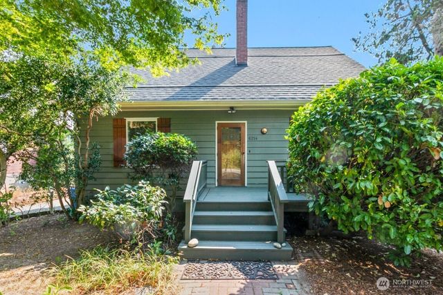 6214 24th Avenue NE, Seattle, WA 98115