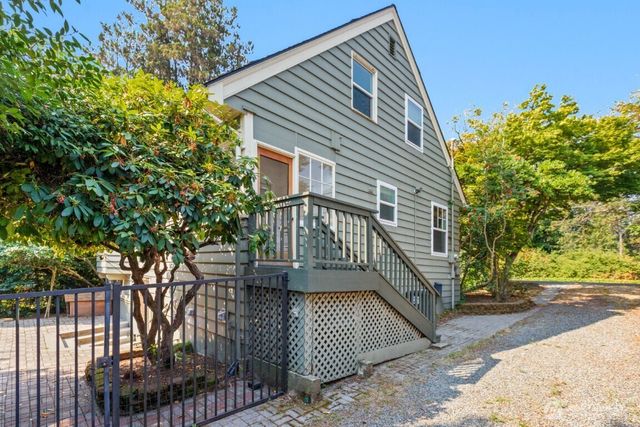 6214 24th Avenue NE, Seattle, WA 98115
