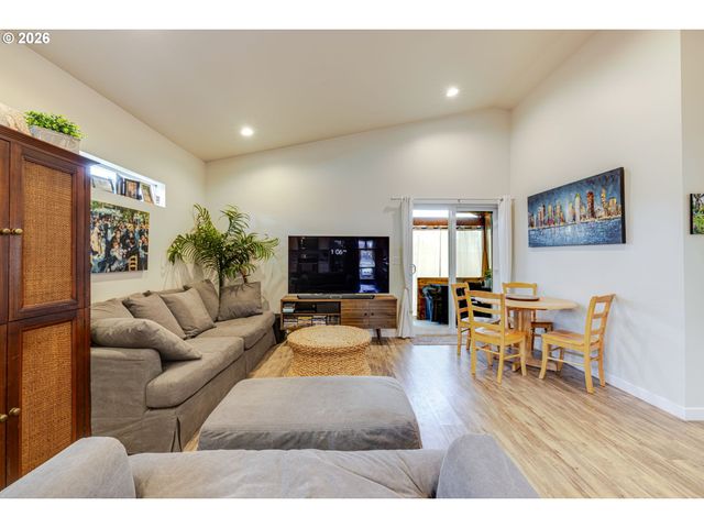 16424 BASSETT Dr, La Pine, OR 97739