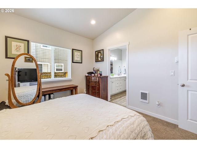 16424 BASSETT Dr, La Pine, OR 97739