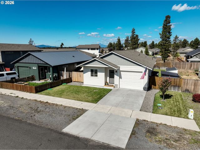 16424 BASSETT Dr, La Pine, OR 97739