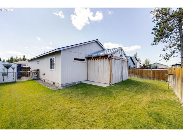 16424 BASSETT Dr, La Pine, OR 97739