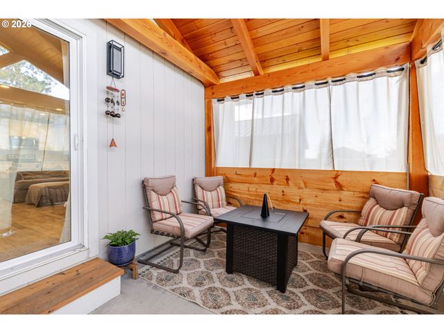 16424 BASSETT Dr, La Pine, OR 97739