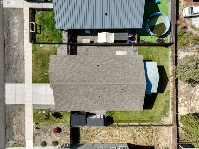 16424 BASSETT Dr, La Pine, OR 97739