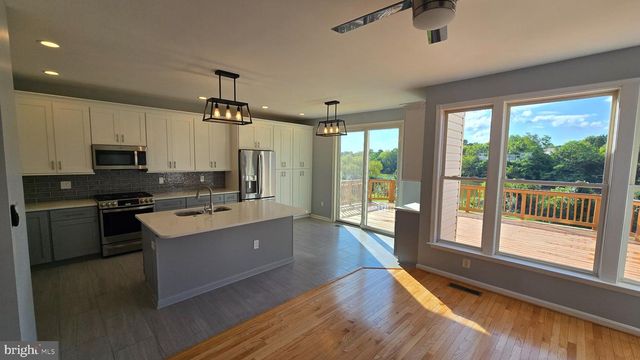 43975 LORDS VALLEY TER, Ashburn, VA 20147