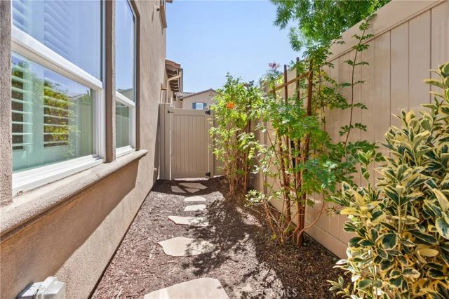 5684 Kai Court, Santa Maria, CA 93455