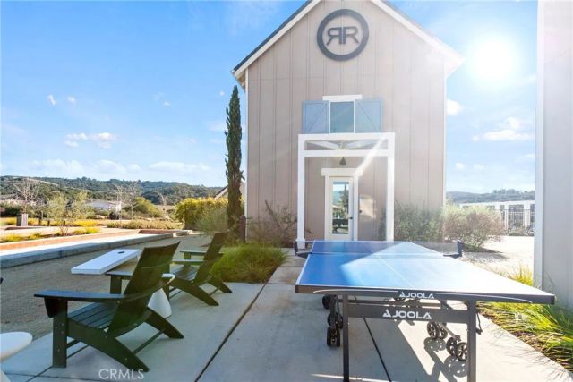 5684 Kai Court, Santa Maria, CA 93455