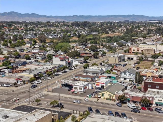 5684 Kai Court, Santa Maria, CA 93455