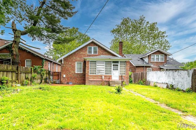 8644 Church Road, St Louis, MO 63147