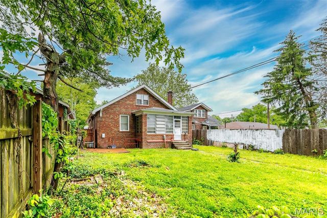 8644 Church Road, St Louis, MO 63147