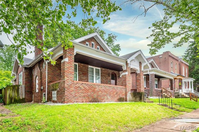 8644 Church Road, St Louis, MO 63147